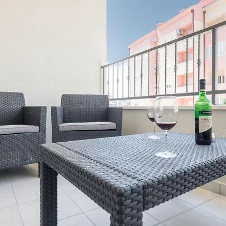 Apartment Center *